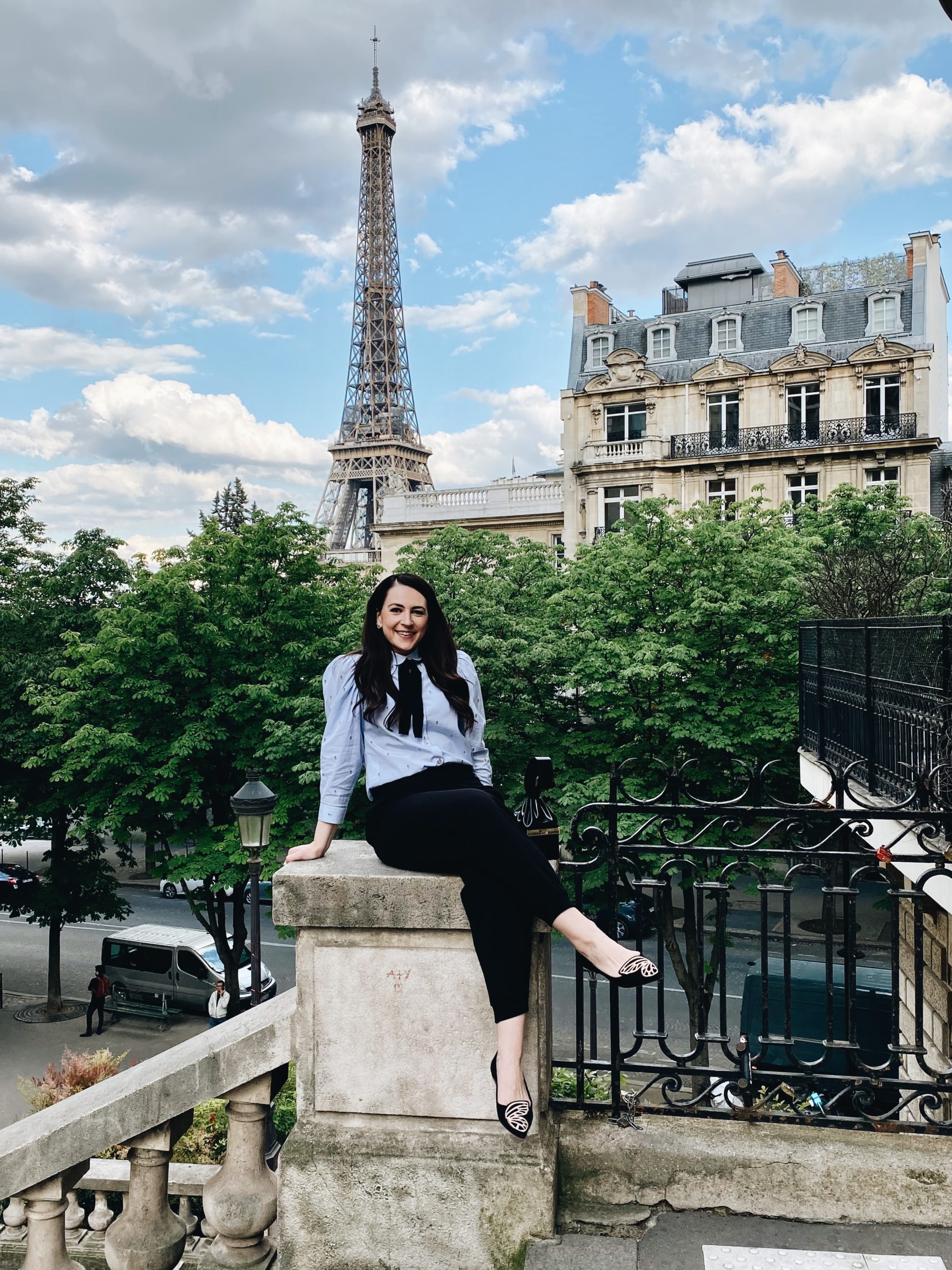 How To Dress For Paris In The Summer